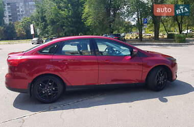 Седан Ford Focus 2016 в 