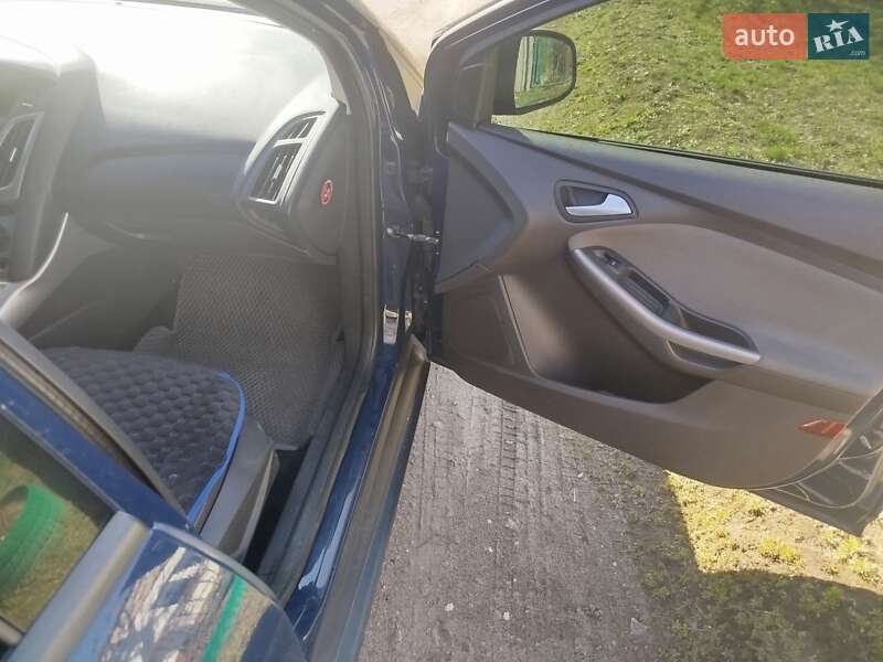 Хетчбек Ford Focus 2013 в Чернігові
