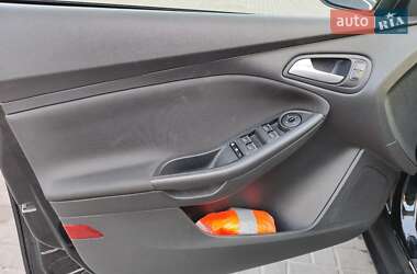 Хэтчбек Ford Focus 2017 в 