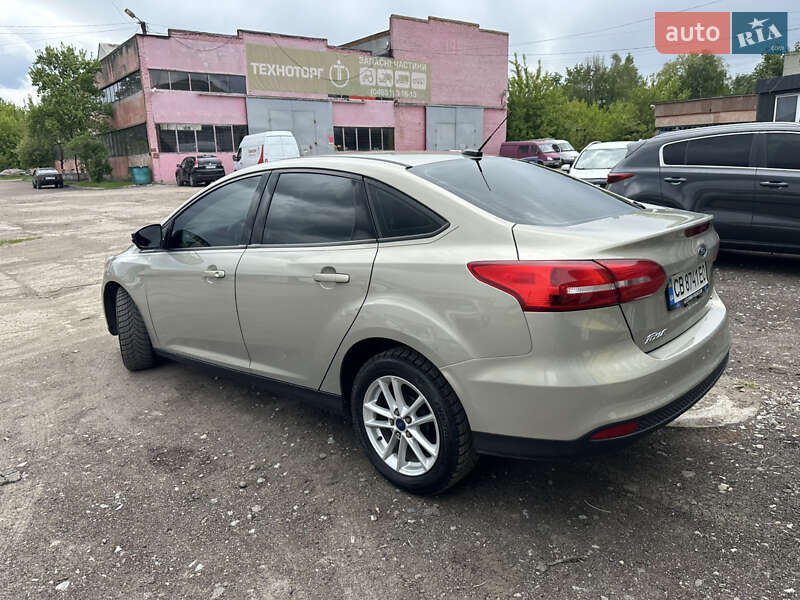 Седан Ford Focus 2015 в Ніжині