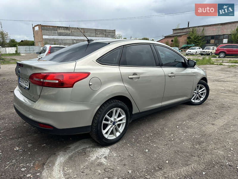 Седан Ford Focus 2015 в Ніжині
