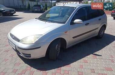 Хэтчбек Ford Focus 2003 в 