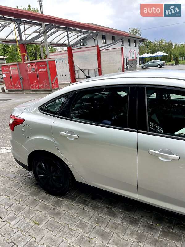 Седан Ford Focus 2013 в Виннице