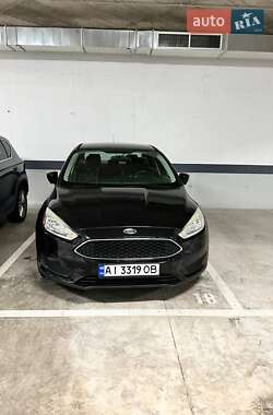 Седан Ford Focus 2015 в Киеве