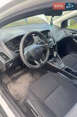 Седан Ford Focus 2017 в 