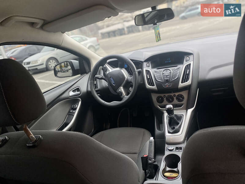 Седан Ford Focus 2013 в Днепре