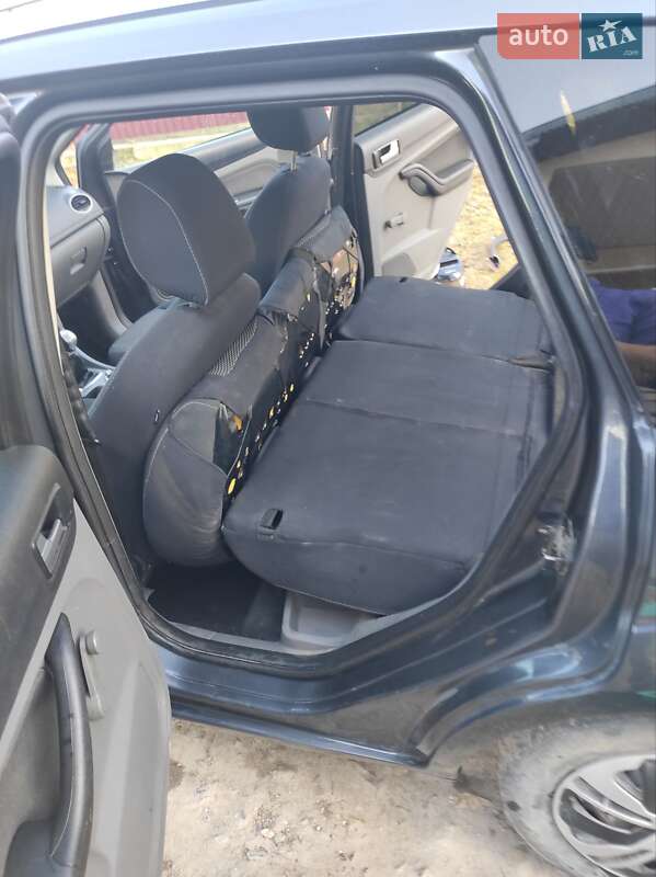 Универсал Ford Focus 2010 в Монастыриске