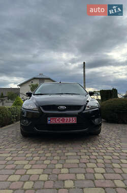 Хэтчбек Ford Focus 2008 в 