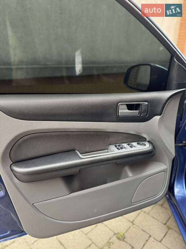 Универсал Ford Focus 2008 в Львове