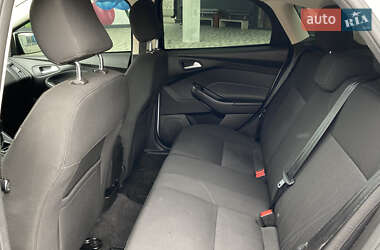 Хетчбек Ford Focus 2016 в 