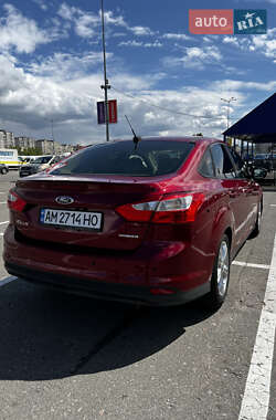 Седан Ford Focus 2014 в 