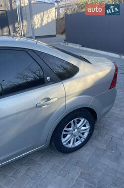 Седан Ford Focus 2008 в 