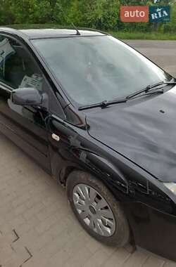 Хетчбек Ford Focus 2007 в Вашківцях
