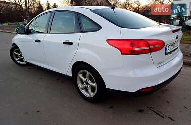 Седан Ford Focus 2016 в 