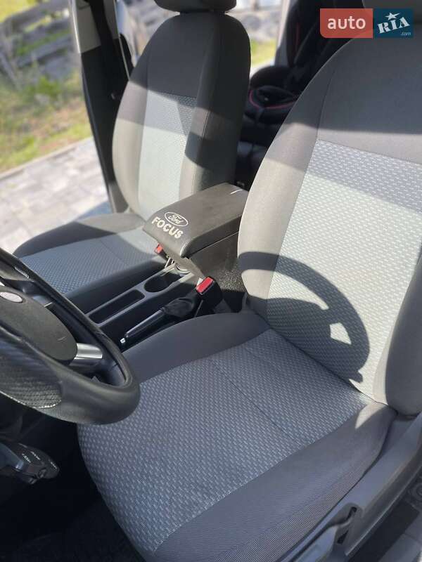 Універсал Ford Focus 2007 в Звягелі