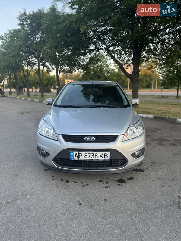 Хэтчбек Ford Focus 2010 в Запорожье