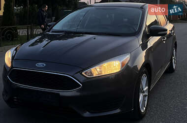 Седан Ford Focus 2015 в 