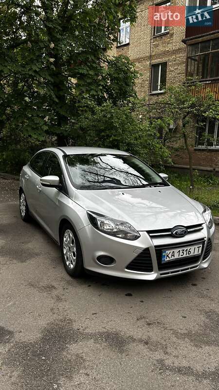 Седан Ford Focus 2013 в Киеве
