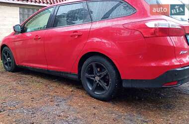 Универсал Ford Focus 2012 в 