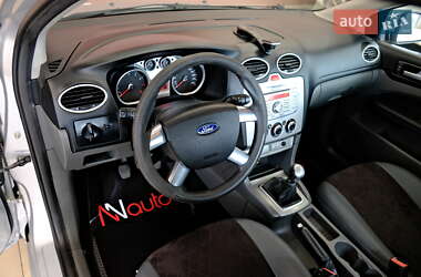 Седан Ford Focus 2009 в 