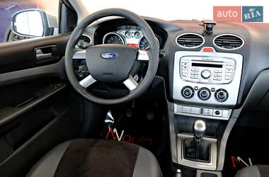 Седан Ford Focus 2009 в 
