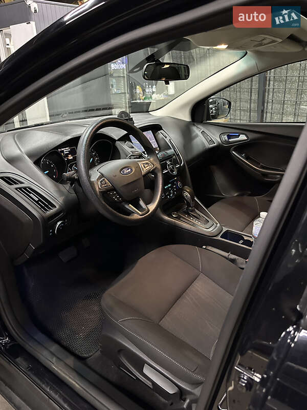 Хэтчбек Ford Focus 2017 в Киеве