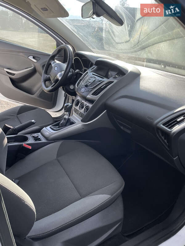 Универсал Ford Focus 2013 в Хмельницком фото 5 Универсал Ford Focus 2013 в Хмельницком