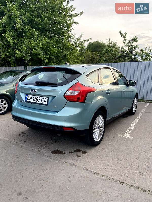 Хетчбек Ford Focus 2011 в Глухові