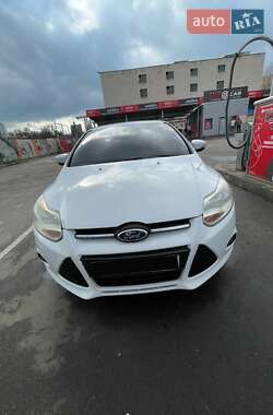 Седан Ford Focus 2013 в 