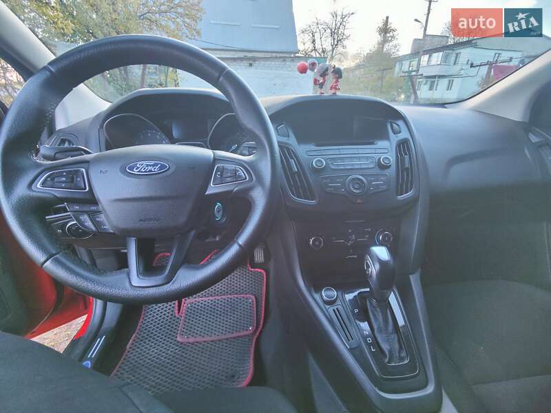 Седан Ford Focus 2016 в Дніпрі