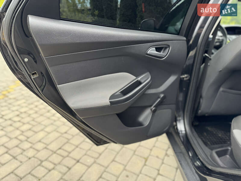 Универсал Ford Focus 2011 в Самборе фото 16 Универсал Ford Focus 2011 в Самборе