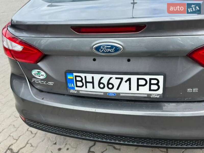 Седан Ford Focus 2011 в Калуше