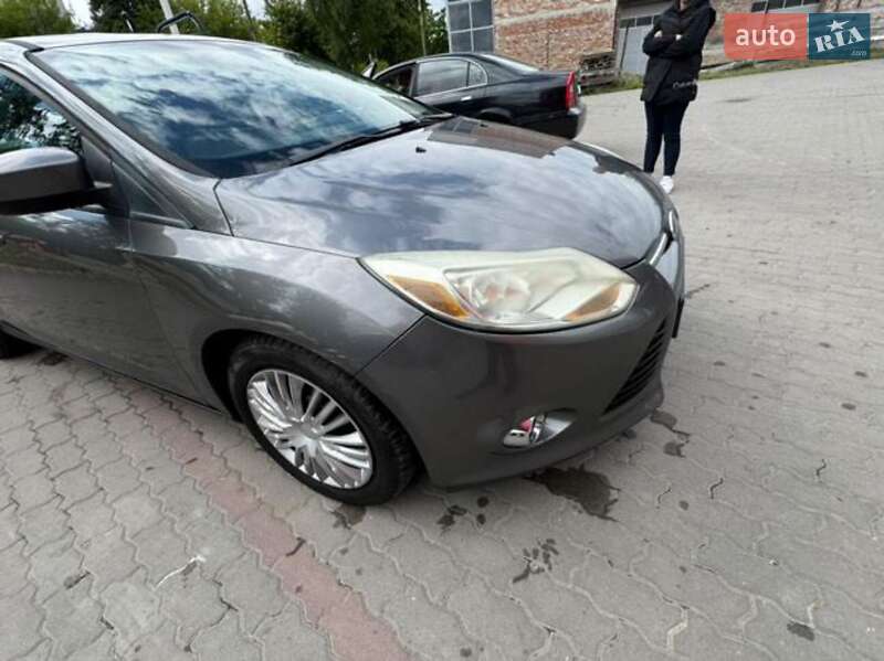 Седан Ford Focus 2011 в Калуше