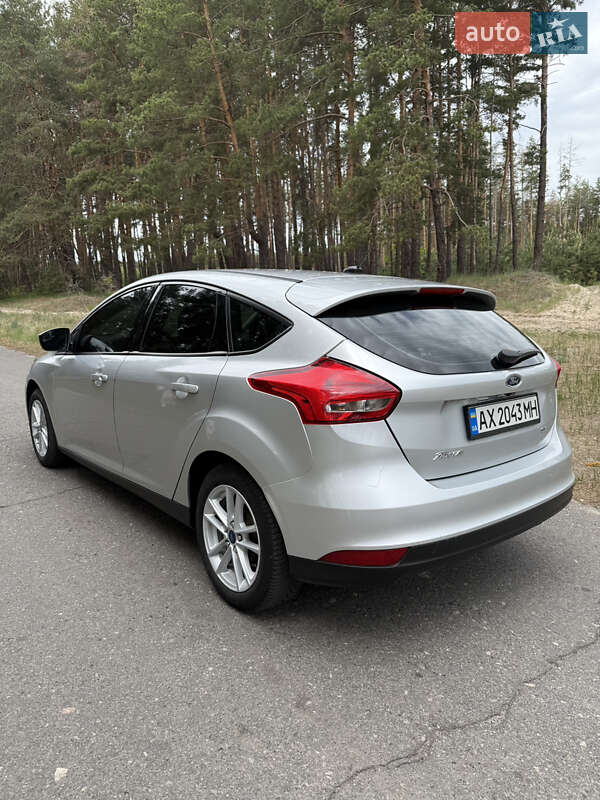 Хэтчбек Ford Focus 2018 в Червоному Донце