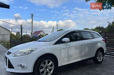 Універсал Ford Focus 2012 в Дерно