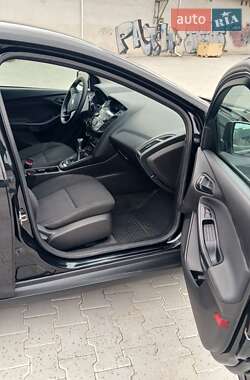 Седан Ford Focus 2018 в 