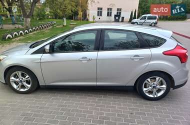 Хэтчбек Ford Focus 2014 в 
