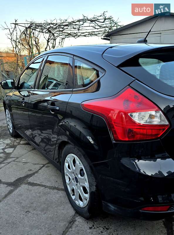 Хэтчбек Ford Focus 2013 в Львове фото 5 Хэтчбек Ford Focus 2013 в Львове