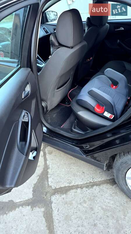 Хэтчбек Ford Focus 2013 в Львове фото 11 Хэтчбек Ford Focus 2013 в Львове