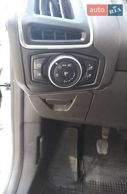 Универсал Ford Focus 2011 в 