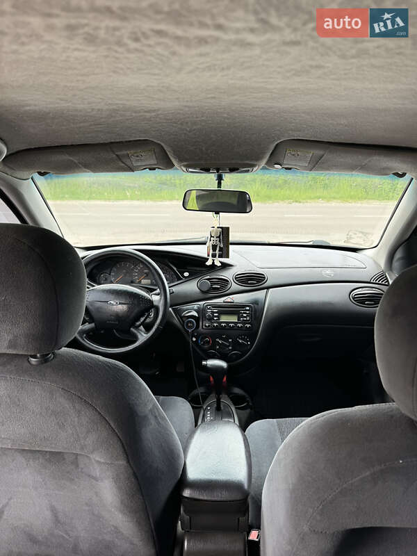 Седан Ford Focus 2001 в Києві