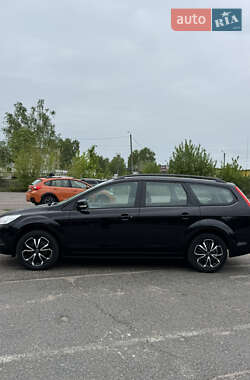 Универсал Ford Focus 2010 в 