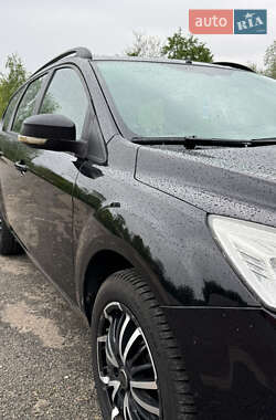 Универсал Ford Focus 2010 в 