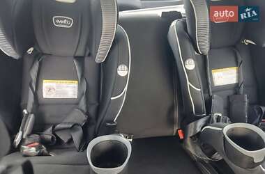 Хэтчбек Ford Focus 2011 в 