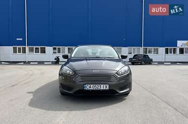 Седан Ford Focus 2016 в 
