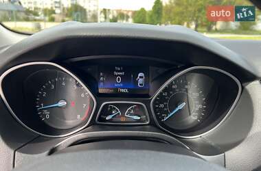 Седан Ford Focus 2016 в 