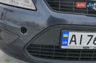 Хэтчбек Ford Focus 2008 в 