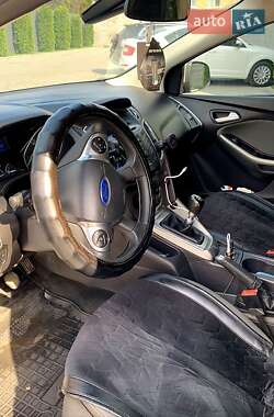 Универсал Ford Focus 2012 в 