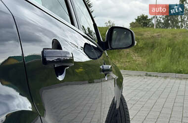 Хэтчбек Ford Focus 2012 в 