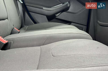 Хэтчбек Ford Focus 2012 в 
